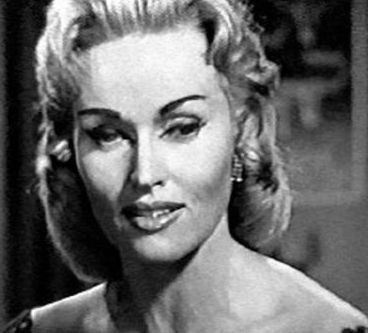 Karen Steele Photos - Karen Steele Picture Gallery - FamousFix - Page 3