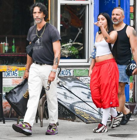 Lourdes Leon – Seen wwith her dad Carlos Leon on Father’s Day in New York