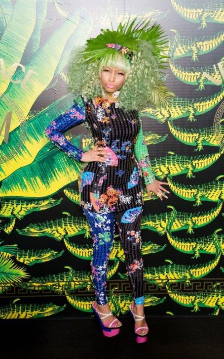 Nicki Minaj's Colorful Versace for H&M Night Out | Nicki Minaj Picture ...