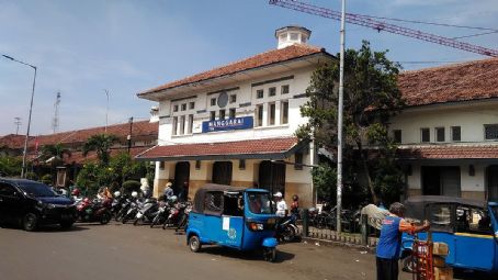Manggarai railway station