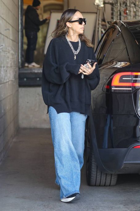 Jessica Alba – In a denim heading to Milk Studios in West Hollywood