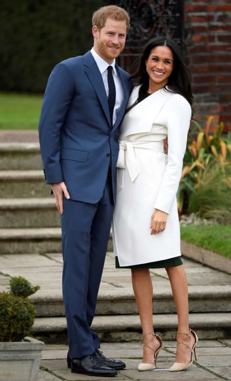 Meghan Markle and Prince Harry – Announce their engagement at