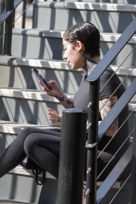 Bhad Bhabie – Shows her baby bump during a casual Los Angeles outing