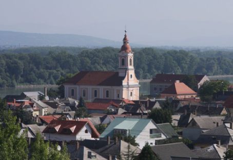 Nyergesújfalu