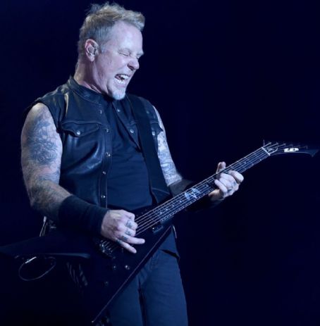 Metallica live Festival d'été de Québec on July 14, 2017