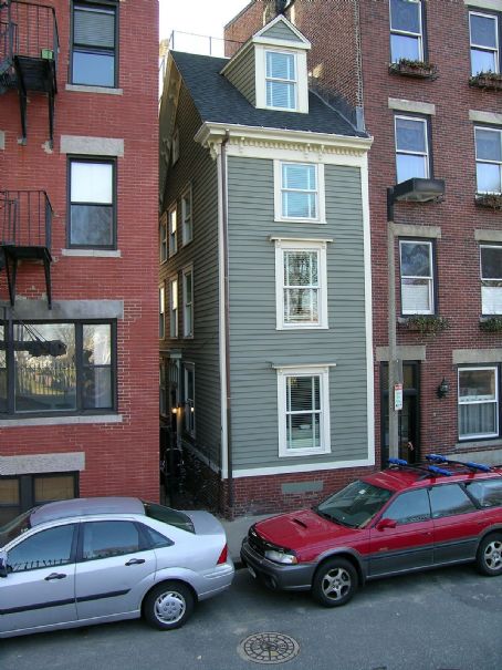 Spite house