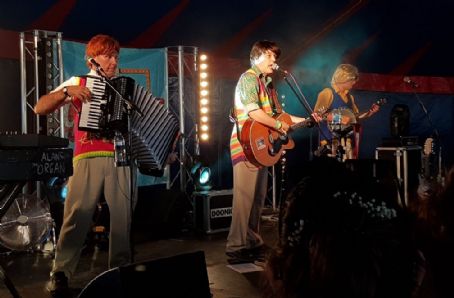 The Bar-Steward Sons of Val Doonican