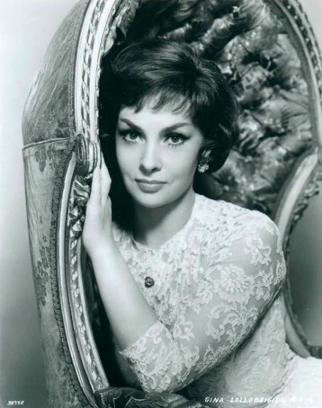 Gina Lollobrigida | Gina Lollobrigida Picture #10535756 - 454 x 575 ...