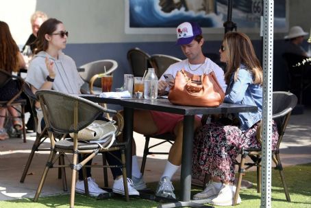 Maria Shriver – With Christina Schwarzenegger Out for lunch in Santa Monica