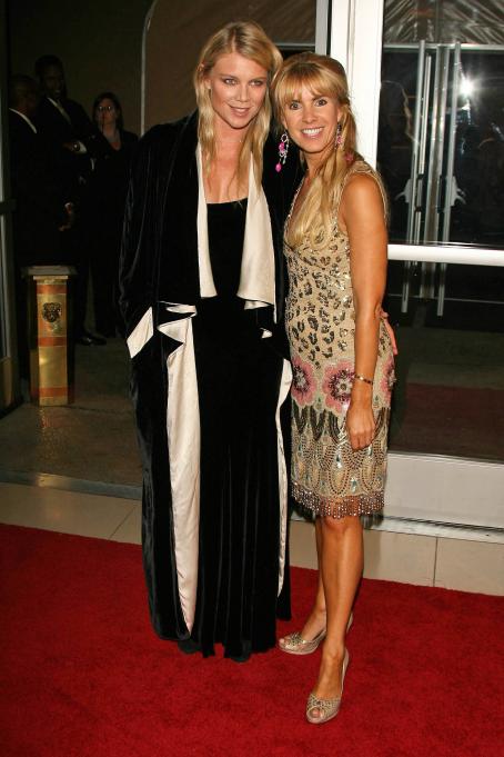 Peta Wilson - 2006 BAFTA/LA Cunard Britannia Awards - FamousFix