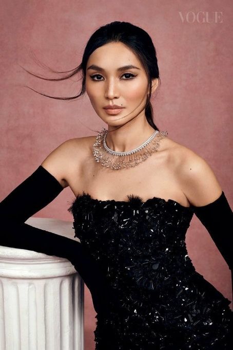 Gemma Chan - Vogue Magazine Pictorial [Singapore] (November 2021)