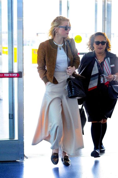 Amber Heard – Arriving at JFK Airport in New York | Amber Heard Picture