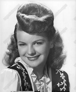 Nan Leslie Pics - Nan Leslie Photo Gallery - 2019 - Magazine Pictorials ...