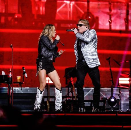 Last night (March 13, 2023), Axl joined Carrie Underwood on stage for his show at Crypto.com Arena in Los Angeles, CA