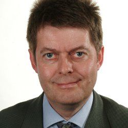 Michael Dixon (museum director)