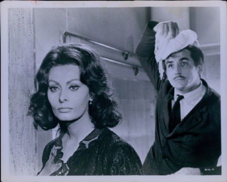 Vittorio Gassman and Sophia Loren