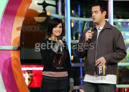Ashlee Simpson and Carson Daly