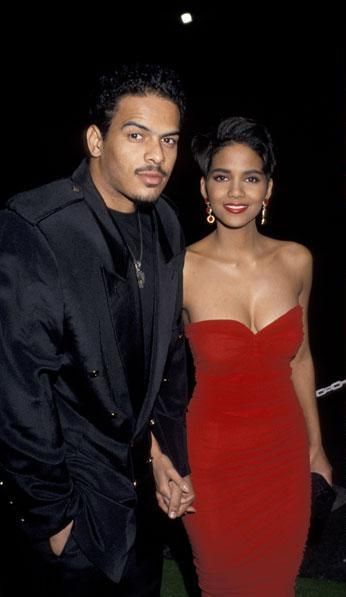 who was halle berry dating in 1991