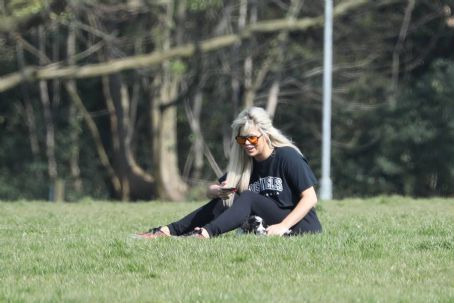 Bianca Gascoigne – Seen in a local park with her new puppy Panda in Essex