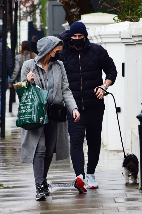 Christine Lampard – Shopping candids in Chelsea