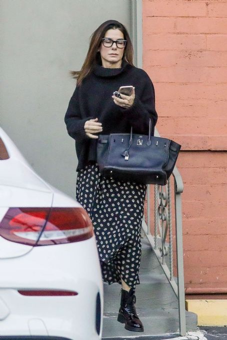 Sandra Bullock – Leaving a business meeting in Beverly Hills | Sandra