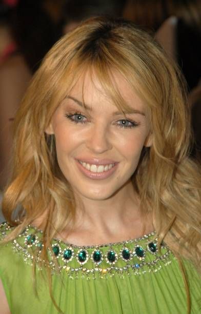 Kylie Minogue - MTV Europe Music Awards - Edinburgh 2003