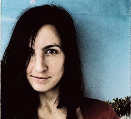 Susie van der Meer