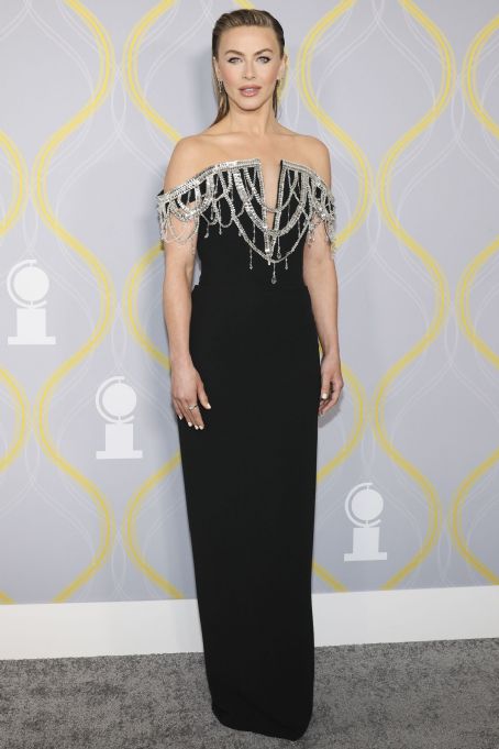 Julianne Hough wears Pamella Roland - 2022 Tony Awards on June 12, 2022