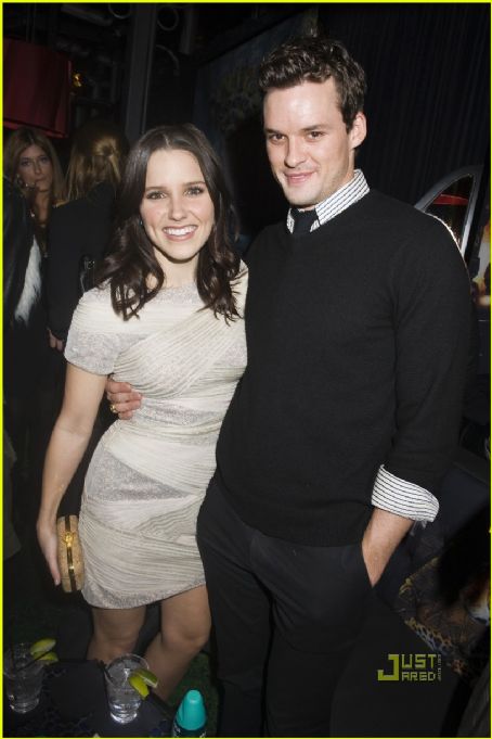 Sophia Bush And Austin Nichols Picture - Photo Of Sophia Bush And