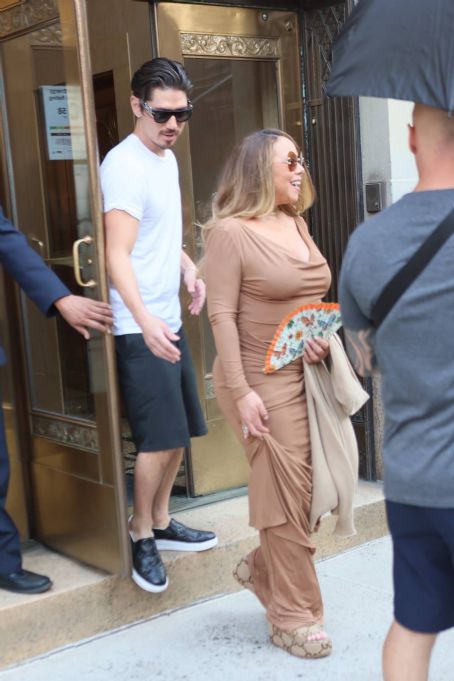 Mariah Carey – With boyfriend Bryan Tanaka out in New York City