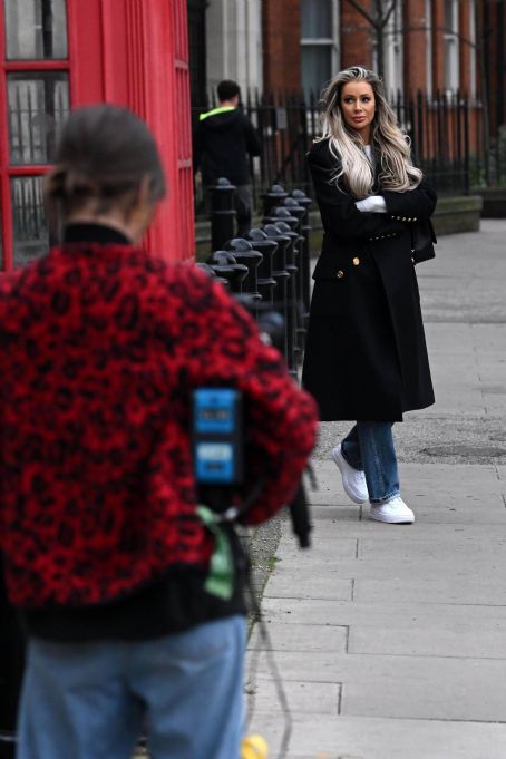 Olivia Attwood – Seen filming ‘Getting Filthy Rich’ for ITV2 in Central London