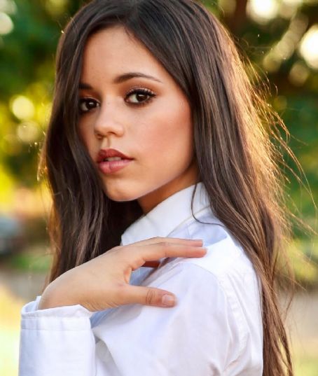 Jenna Ortega – Photoshoot for People Chica November 2017 - FamousFix