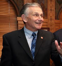 Larry Smith (Canadian politician)
