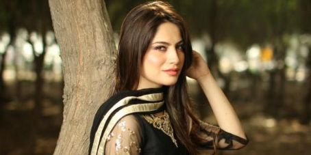 Neelam Muneer