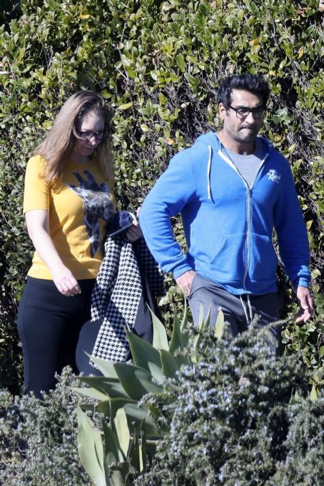 Emily V. Gordon – With Kumail Nanjiani seen by a COVID-19 testing site in Los Angeles