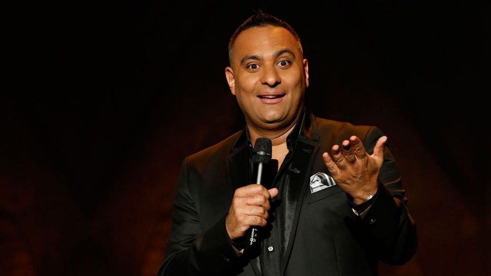 Who is Russell Peters dating? Russell Peters girlfriend, wife