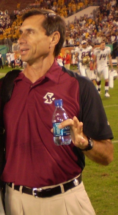 Steve Logan (American football)