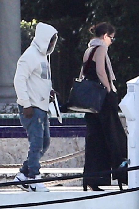 Katie Holmes and Jamie Foxx – Out in Miami