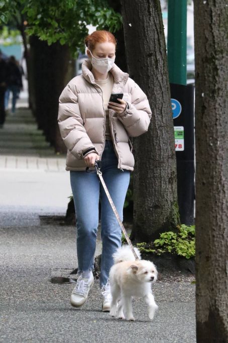 Madelaine Petsch – On a dog walk in Vancouver