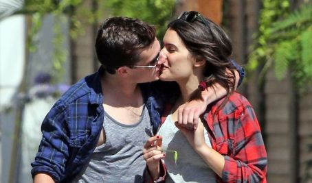 Josh Hutcherson and Claudia Traisac