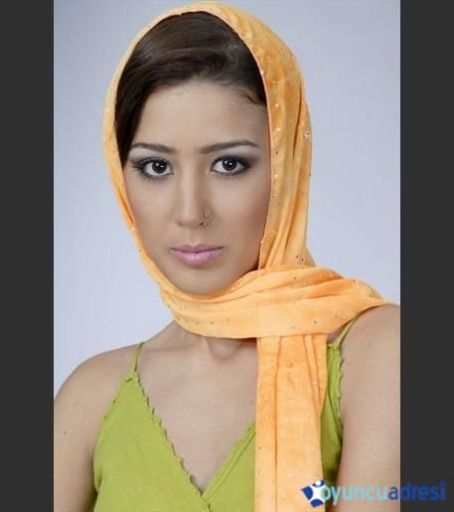 Merve Er Pictures - Merve Er Photo Gallery - 2024