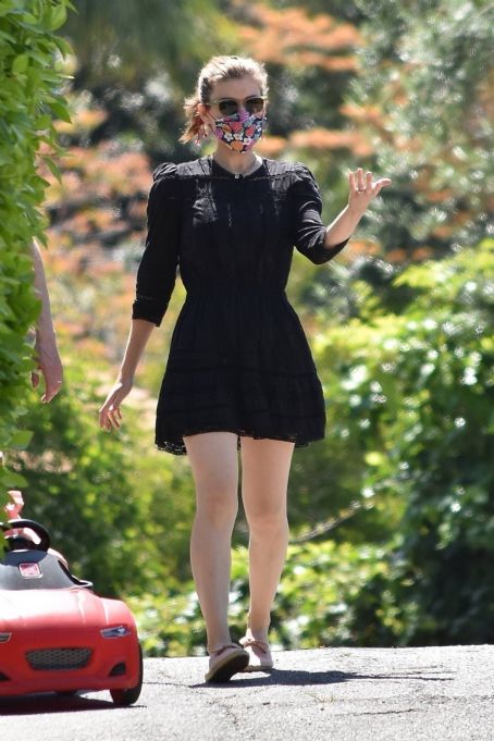 Kate Mara in Black Mini Dress – Out in Los Feliz