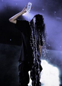 Bones (rapper)