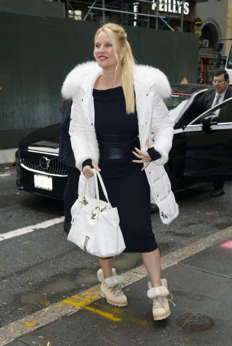 Nicollette Sheridan – Arriving at NBC Studios in New York