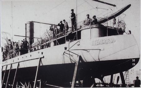 French destroyer Étendard