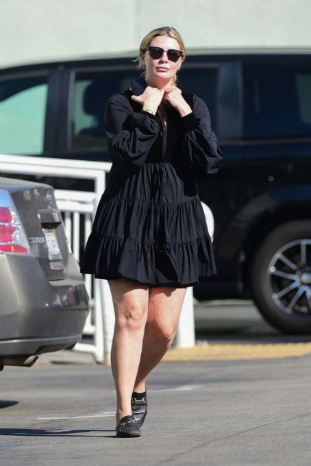 Mischa Barton in Black Mini Dress – Shopping at Petco in West Hollywood