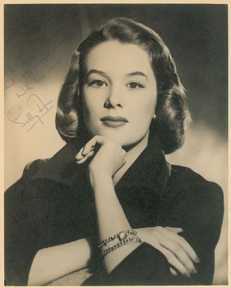 Sally Ann Howes | Sally Ann Howes Picture #108248676 - 454 x 566 ...