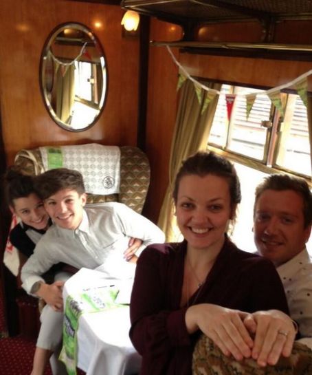 Louis Tomlinson and Eleanor Calder