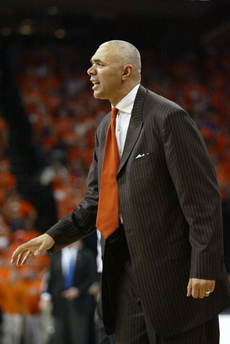 Exploring the Coaching Journey of Dave Leitao: A Legacy in Basketball