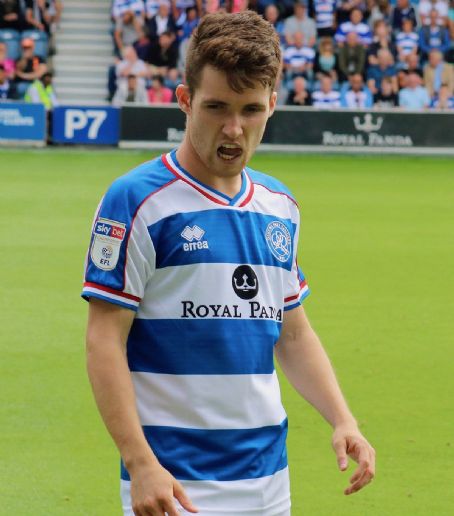 Paul Smyth (footballer)